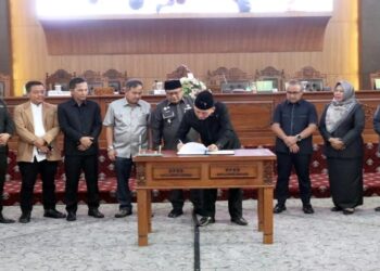 DPRD Kota Lubuk Linggau Gelar Paripurna Penetapan Raperda Bersama Walikota