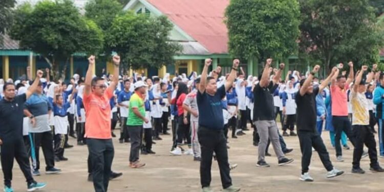 Pj Wali Kota Lubuk Linggau, H Koimudin, Gelar Senam SKJ Bersama Siswa SMPN 4